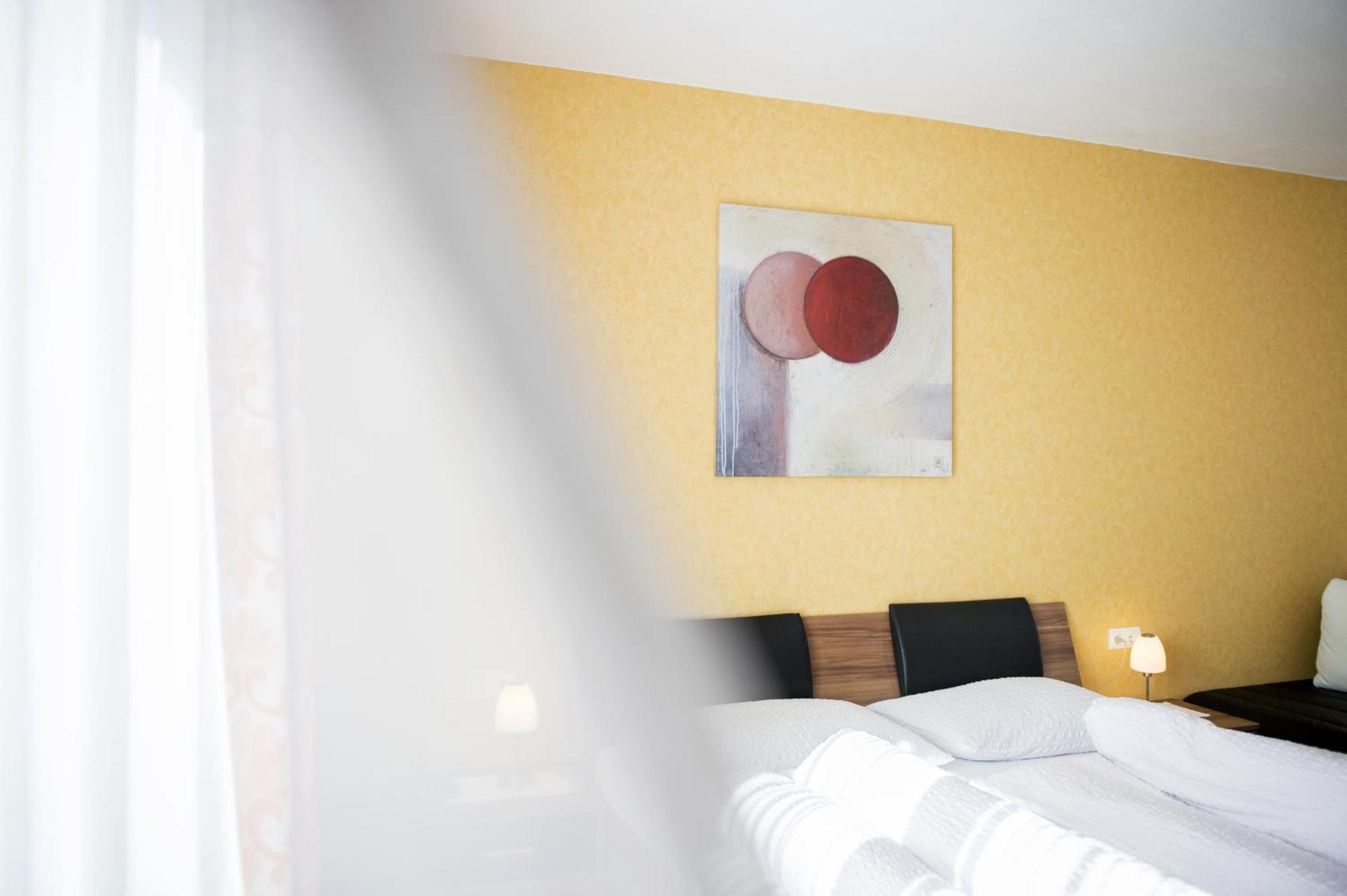 ホテル Sonnenberg シランドロ 部屋 写真